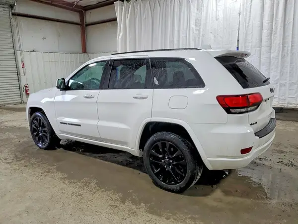 1C4RJFAG4JC236413 2018 JEEP GRAND CHEROKEE - Image 2