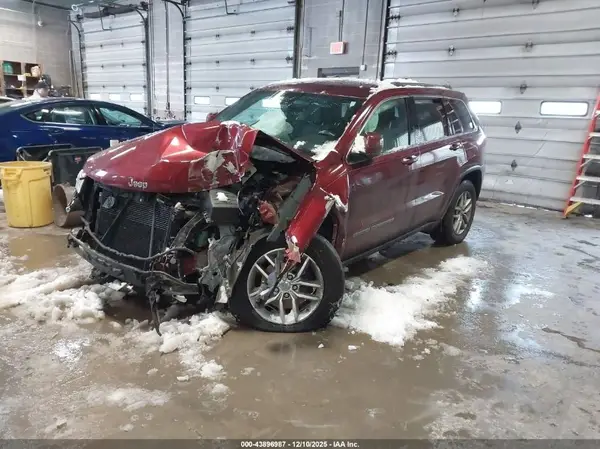 1C4RJFAG4JC240672 2018 JEEP GRAND CHEROKEE - Image 2