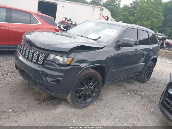 1C4RJFAG4JC249243 2018 JEEP GRAND CHEROKEE - Image 2
