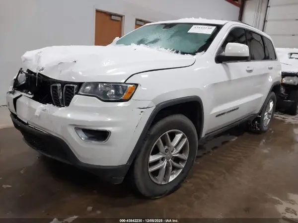 1C4RJFAG4JC258167 2018 JEEP GRAND CHEROKEE - Image 2