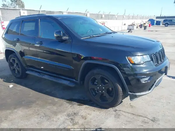 1C4RJFAG4JC367924 2018 JEEP GRAND CHEROKEE - Image 1