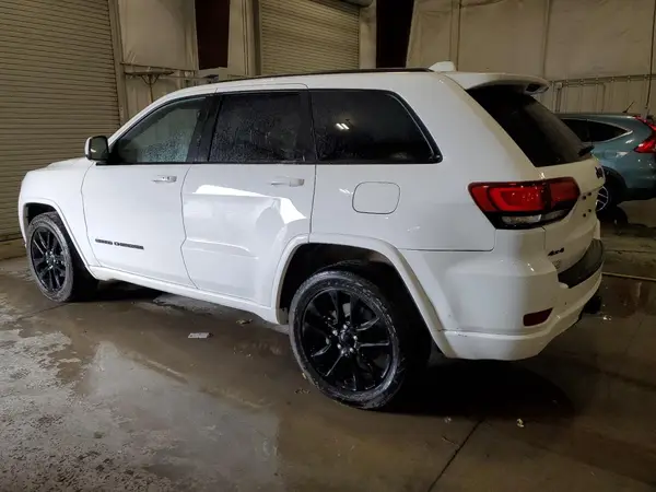 1C4RJFAG4JC397098 2018 JEEP GRAND CHEROKEE - Image 2