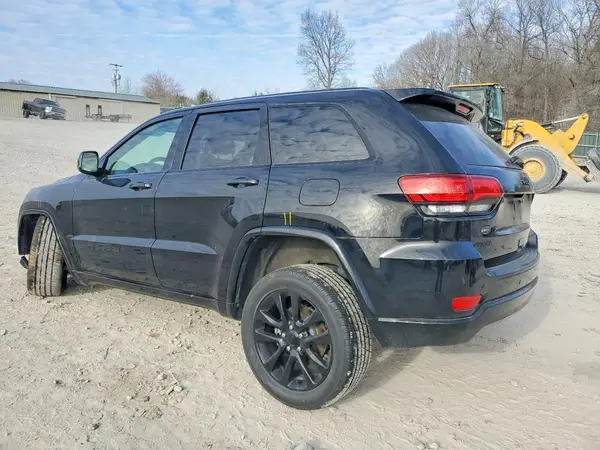 1C4RJFAG4JC465951 2018 JEEP GRAND CHEROKEE - Image 2
