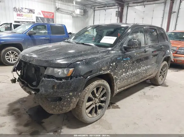 1C4RJFAG4KC528595 2019 JEEP GRAND CHEROKEE - Image 2