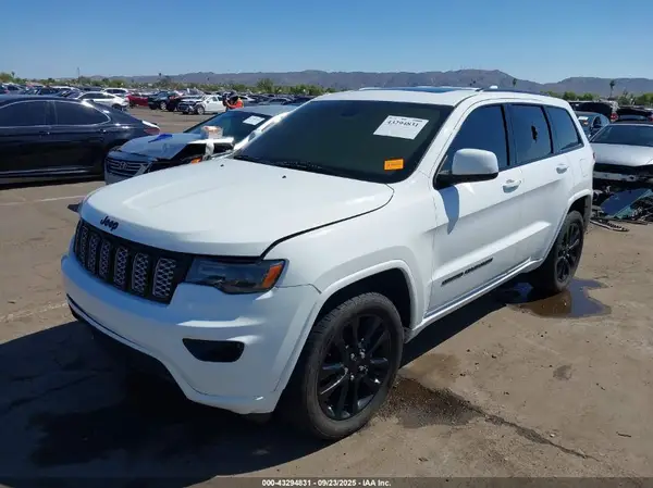 1C4RJFAG4KC818433 2019 JEEP GRAND CHEROKEE - Image 2