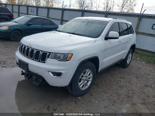 1C4RJFAG4LC195042 2020 JEEP GRAND CHEROKEE - Image 2