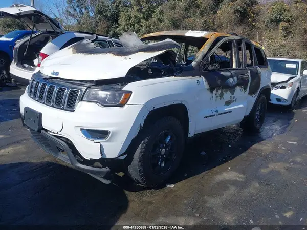 1C4RJFAG4LC227181 2020 JEEP GRAND CHEROKEE - Image 2