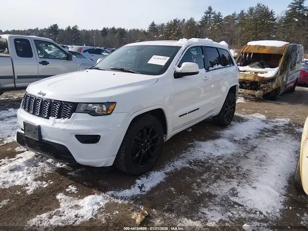 1C4RJFAG4LC284559 2020 JEEP GRAND CHEROKEE - Image 2