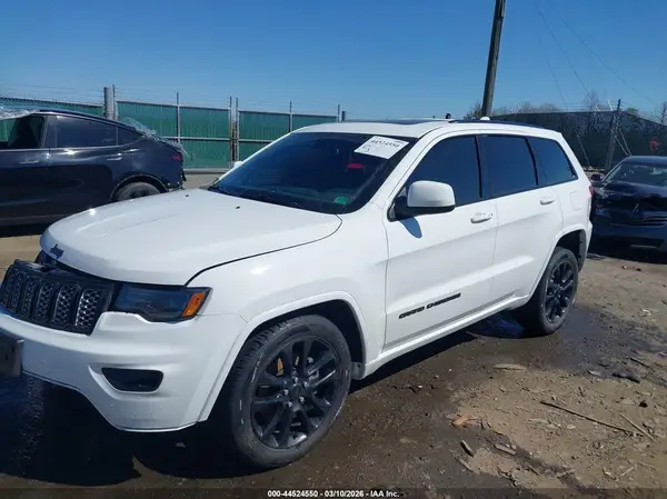 1C4RJFAG4MC561650 2021 JEEP GRAND CHEROKEE - Image 2