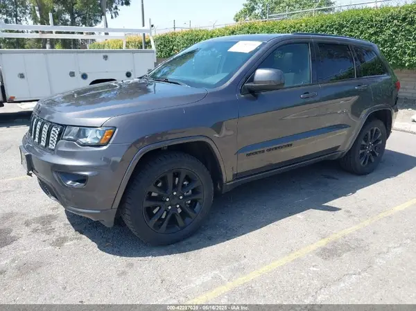 1C4RJFAG4MC746362 2021 JEEP GRAND CHEROKEE - Image 2