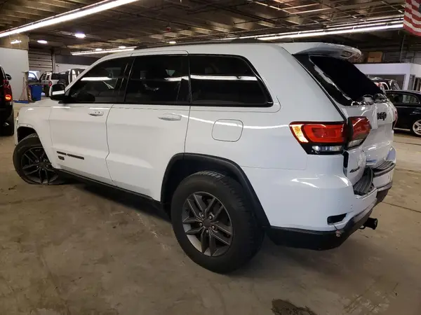 1C4RJFAG5GC479057 2016 JEEP GRAND CHEROKEE - Image 2