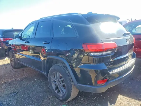 1C4RJFAG5HC646423 2017 JEEP GRAND CHEROKEE - Image 2