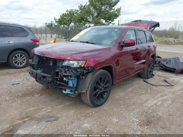 1C4RJFAG5HC767128 2017 JEEP GRAND CHEROKEE - Image 2
