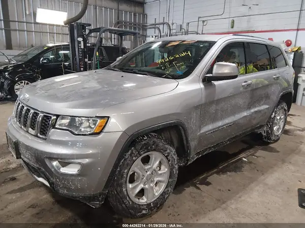 1C4RJFAG5HC769509 2017 JEEP GRAND CHEROKEE - Image 2