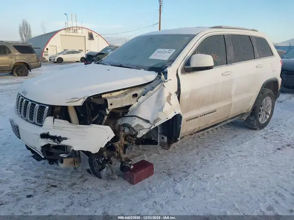 1C4RJFAG5HC812567 2017 JEEP GRAND CHEROKEE - Image 2