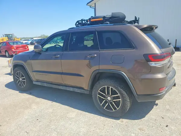 1C4RJFAG5HC843608 2017 JEEP GRAND CHEROKEE - Image 2
