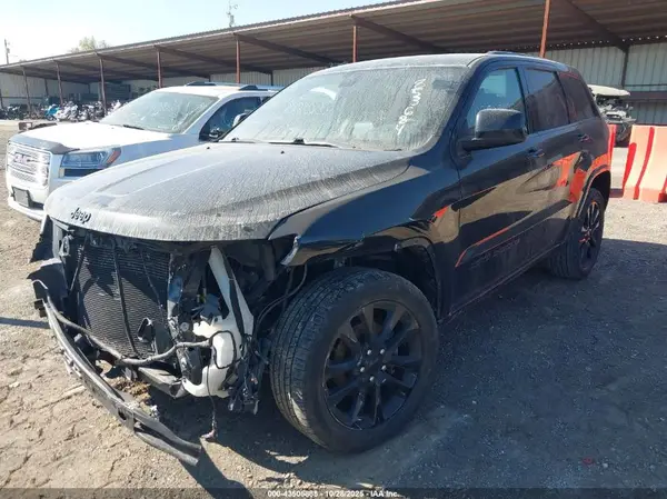 1C4RJFAG5HC853684 2017 JEEP GRAND CHEROKEE - Image 2