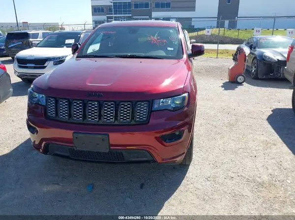 1C4RJFAG5HC863812 2017 JEEP GRAND CHEROKEE - Image 2