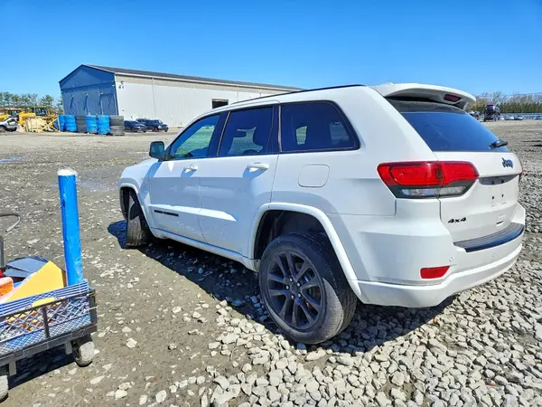 1C4RJFAG5JC122808 2018 JEEP GRAND CHEROKEE - Image 2