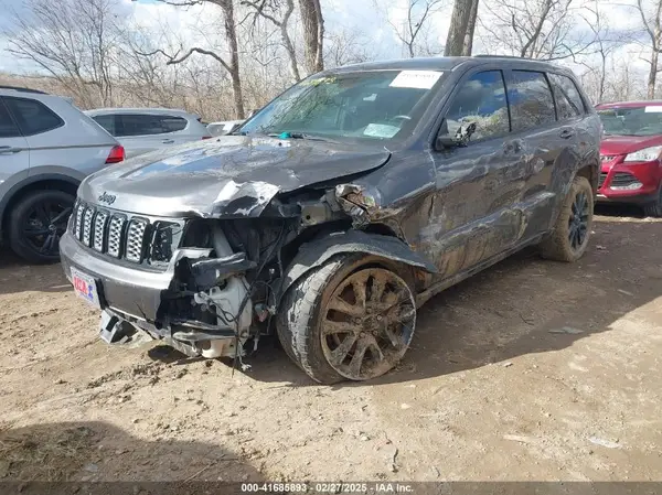 1C4RJFAG5JC174911 2018 JEEP GRAND CHEROKEE - Image 2