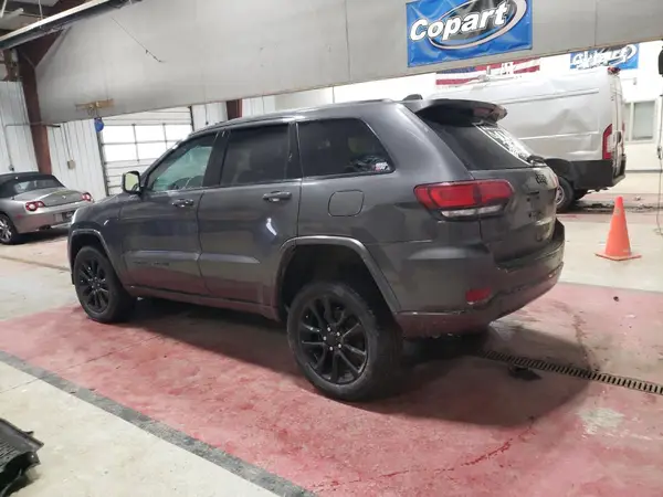 1C4RJFAG5JC235710 2018 JEEP GRAND CHEROKEE - Image 2