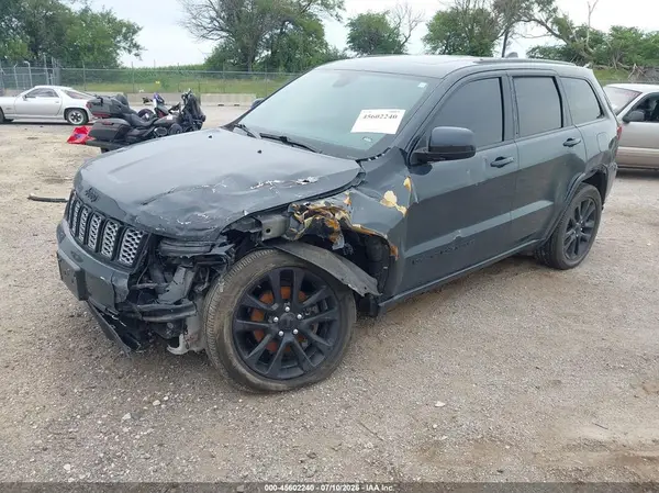 1C4RJFAG5JC236209 2018 JEEP GRAND CHEROKEE - Image 2