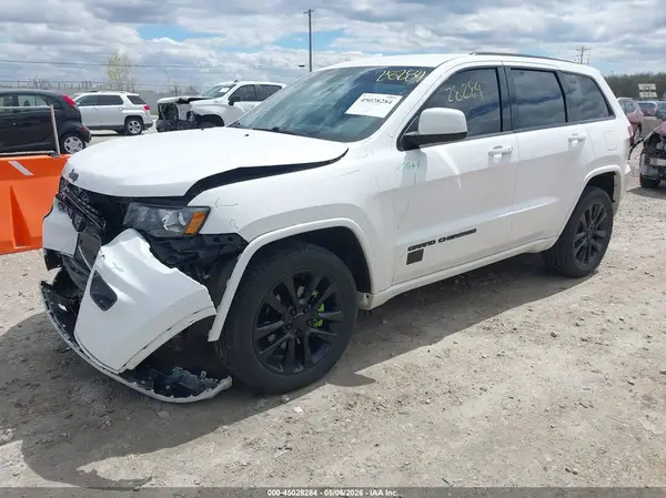 1C4RJFAG5JC257609 2018 JEEP GRAND CHEROKEE - Image 2