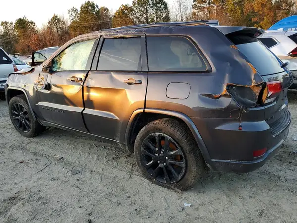 1C4RJFAG5JC263992 2018 JEEP GRAND CHEROKEE - Image 2