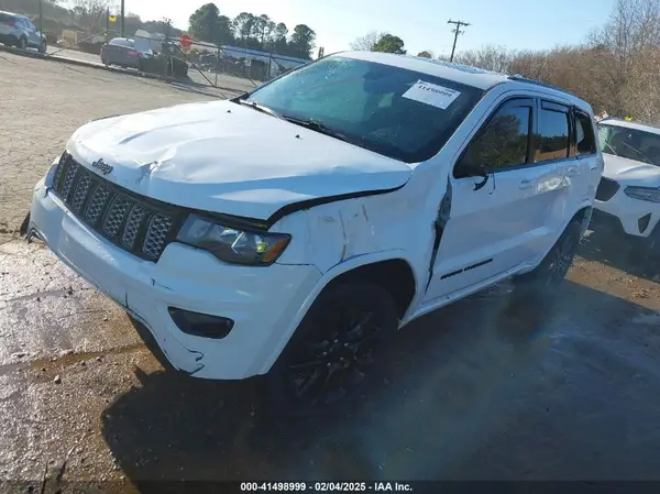 1C4RJFAG5JC264074 2018 JEEP GRAND CHEROKEE - Image 2