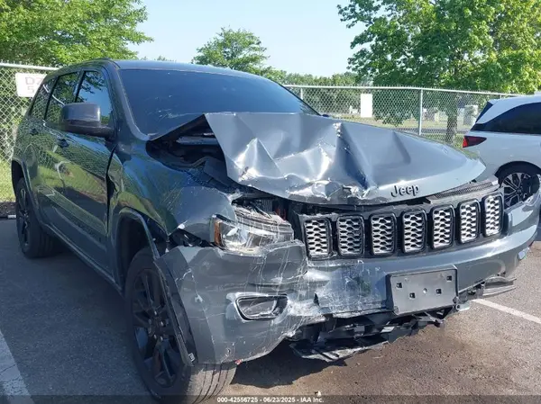 1C4RJFAG5JC303309 2018 JEEP GRAND CHEROKEE - Image 1