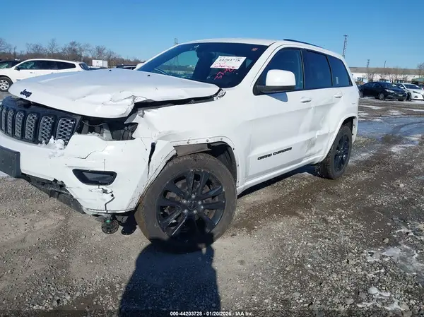 1C4RJFAG5JC309286 2018 JEEP GRAND CHEROKEE - Image 2