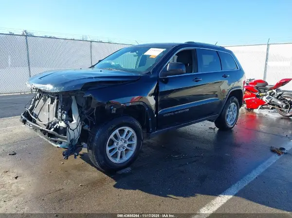 1C4RJFAG5JC313046 2018 JEEP GRAND CHEROKEE - Image 2