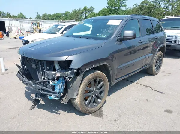 1C4RJFAG5JC336889 2018 JEEP GRAND CHEROKEE - Image 2