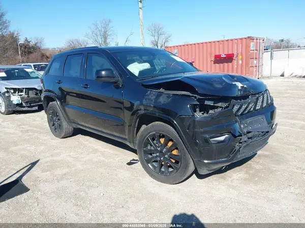 1C4RJFAG5JC378091 2018 JEEP GRAND CHEROKEE - Image 1
