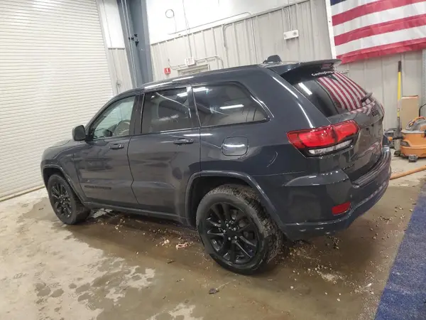 1C4RJFAG5JC394131 2018 JEEP GRAND CHEROKEE - Image 2