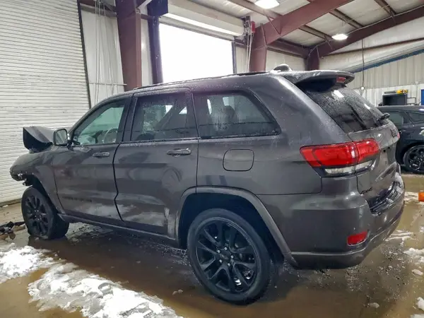 1C4RJFAG5JC401692 2018 JEEP GRAND CHEROKEE - Image 2