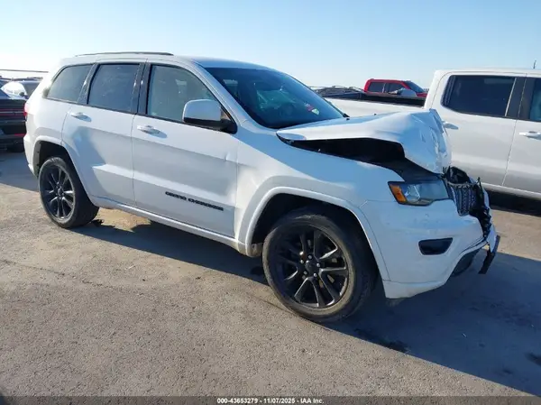 1C4RJFAG5JC448916 2018 JEEP GRAND CHEROKEE - Image 1