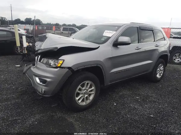 1C4RJFAG5JC458586 2018 JEEP GRAND CHEROKEE - Image 2