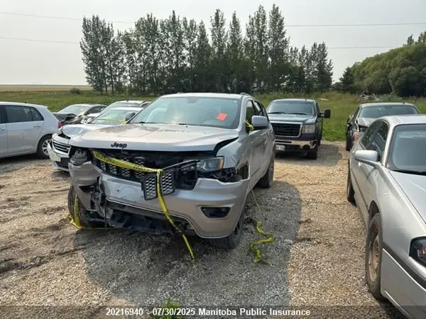 1C4RJFAG5JC463481 2018 JEEP GRAND CHEROKEE - Image 2