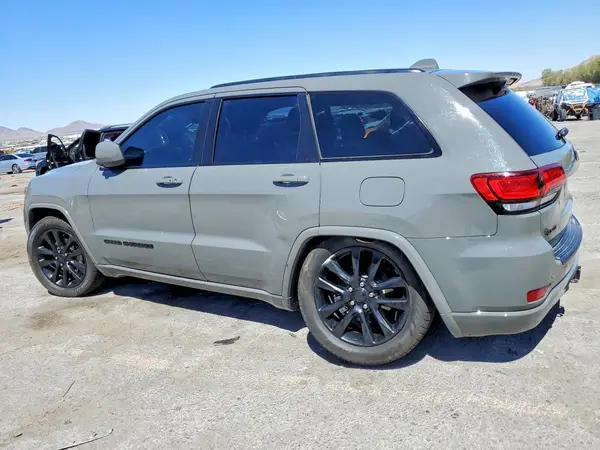 1C4RJFAG5KC694950 2019 JEEP GRAND CHEROKEE - Image 2