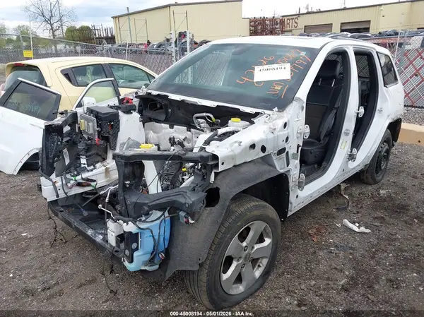 1C4RJFAG5KC837797 2019 JEEP GRAND CHEROKEE - Image 2