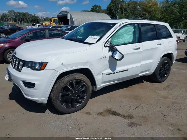 1C4RJFAG5LC112072 2020 JEEP GRAND CHEROKEE - Image 2
