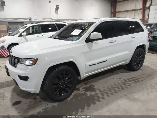 1C4RJFAG5LC138445 2020 JEEP GRAND CHEROKEE - Image 2