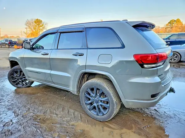 1C4RJFAG5MC670831 2021 JEEP GRAND CHEROKEE - Image 2
