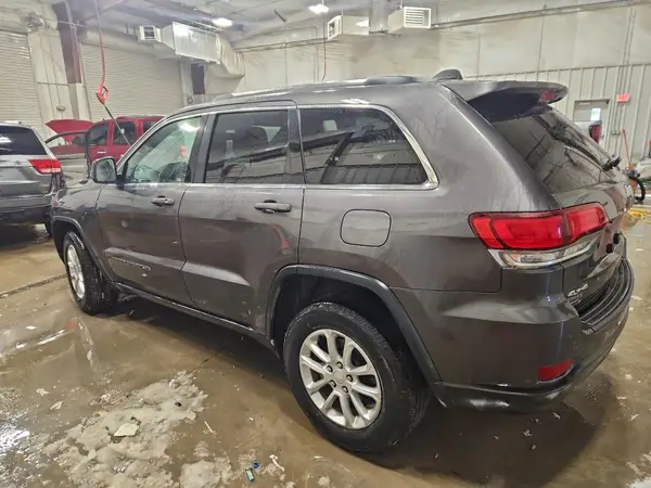 1C4RJFAG5MC771318 2021 JEEP GRAND CHEROKEE - Image 2