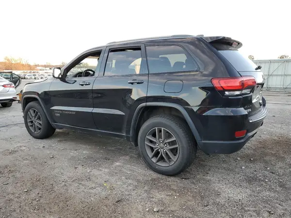 1C4RJFAG6HC657673 2017 JEEP GRAND CHEROKEE - Image 2