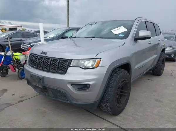 1C4RJFAG6HC687126 2017 JEEP GRAND CHEROKEE - Image 2