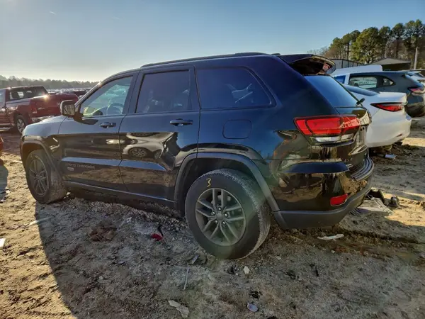 1C4RJFAG6HC698921 2017 JEEP GRAND CHEROKEE - Image 2