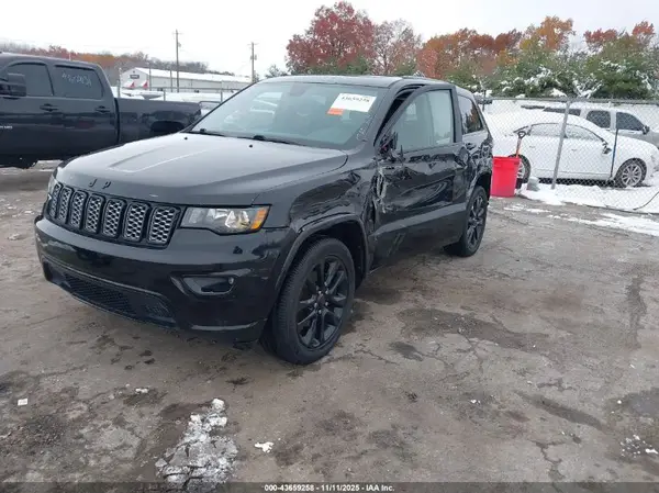 1C4RJFAG6HC753481 2017 JEEP GRAND CHEROKEE - Image 2
