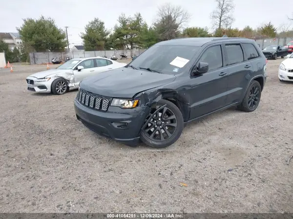 1C4RJFAG6HC767641 2017 JEEP GRAND CHEROKEE - Image 2